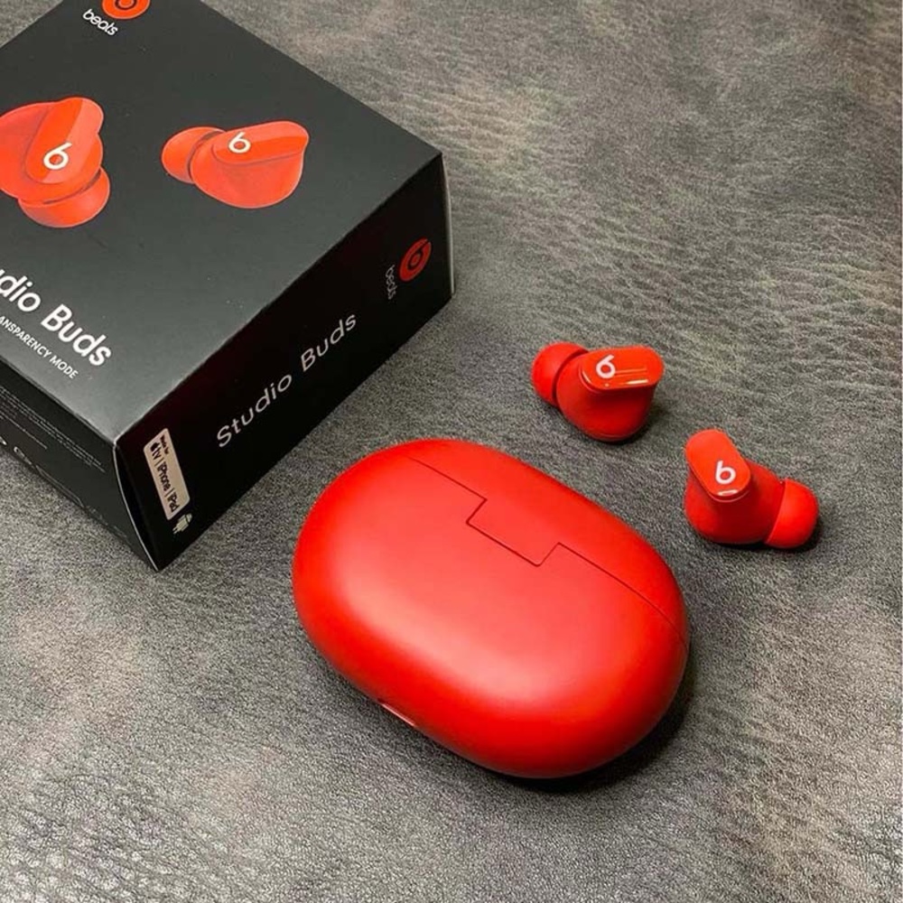 Beats Studio Busd In-Ear Noise Cancelling Headphones Red - Picture 2 of 9